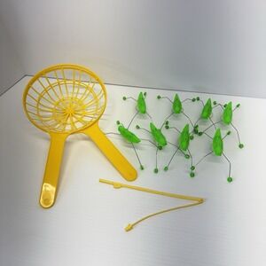 VINTAGE GRABBIN' GRASSHOPPERS GAME TYCO 1990 REPLACEMENT GRASSHOPPERS & NETS